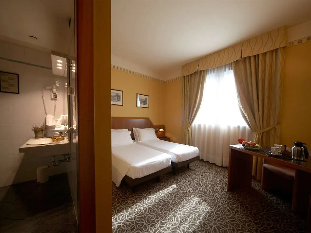 Hotel Montini Linate Airport Пескьера-Борромео