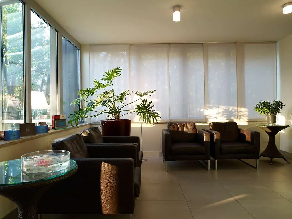Hotel Montini Linate Airport Пескьера-Борромео